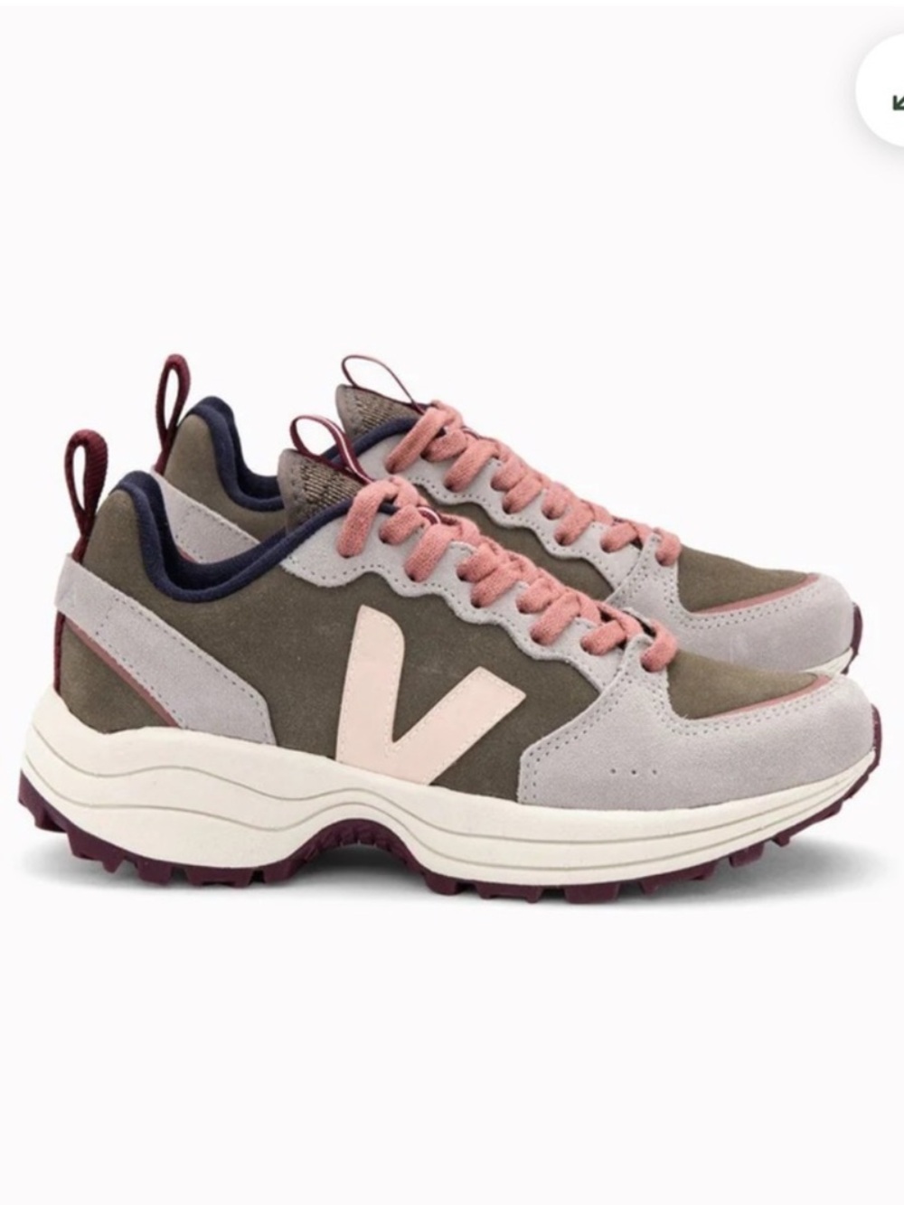 Veja Women’s Venturi Intermix Exclusive Sneakers size 37 - Picture 2 of 9